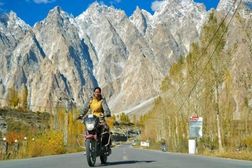 karakoram-highway-bike-tour