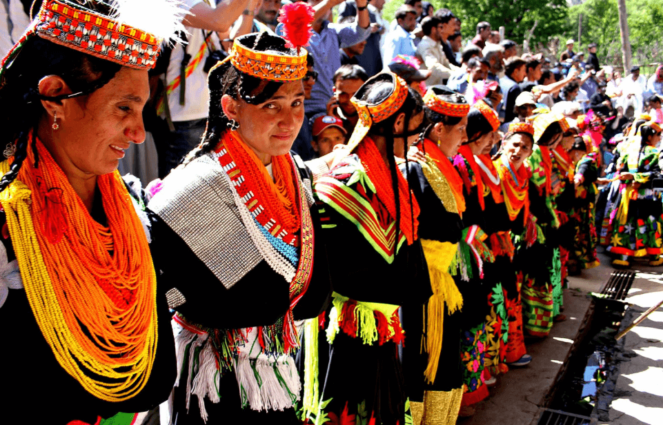 Kalash Festivals Pakistan – Women dancing during Uchal Festival